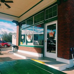 Uncle Wiggly's Weiners - Entrance