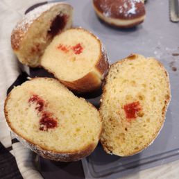 Where is the filling for these dried out doughballs? Where is the filling for these dried out doughballs?