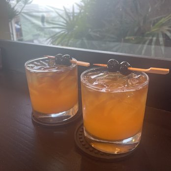 Fish Bar Deli - Mai tai - Seafood Markets Near Me - Kapaa, Hawaii