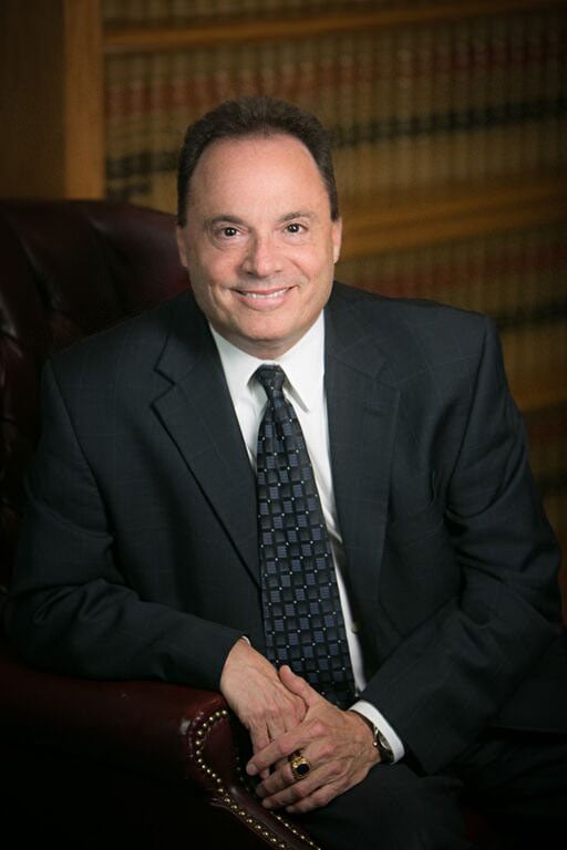 Lustgarten Dudzinski - divorce attorney in Omaha, NE