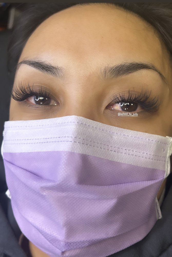 Evolution Beauty Logo