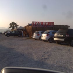 Taş Ev Et ve Balık Restoran - Taş Ev dıştan görünüş.