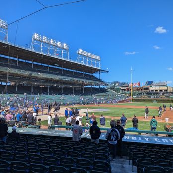 Wrigley Field - Stadiums & Arenas Near Me - Chicago, Illinois Wrigley Field - Stadiums & Arenas Near Me - Chicago, Illinois