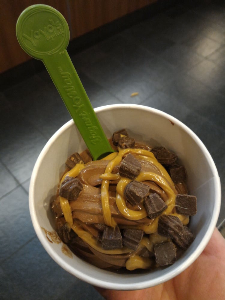 LES YOGURT YOYO’S Updated August 2024 977 Rue SainteCatherine