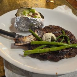 Paniolo’s Steak & Seafood Bar & Grill