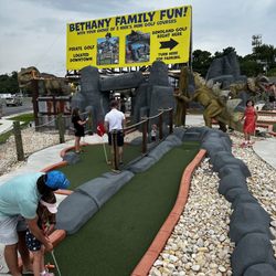 Nick’s Mini Golf Dinoland Bethany Beach Golf