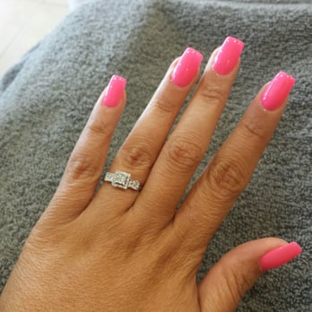 Bella Nails & Spa - Love the gel polish! - Nail Salons Near Me - Desert Hot Springs, California