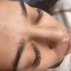 The Brow N Beauty Lounge
