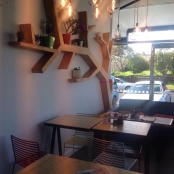 Fact-Tree Cafe - Coffee & Tea Near Me - Auckland, AUK