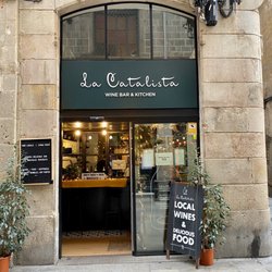 La Catalista - Outside