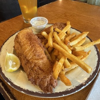 Wee Pub Beach - Irish Pub Near Me - Jekyll Island, Georgia