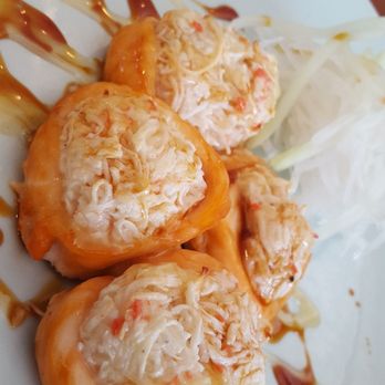 Café Zen - Baked Salmon Roll - Sushi Bars Near Me - Gretna, Louisiana Café Zen - Baked Salmon Roll - Sushi Bars Near Me - Gretna, Louisiana