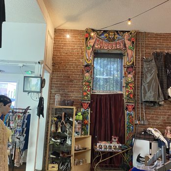 La Bomba - Used, Vintage & Consignment Near Me - Pomona, California La Bomba - Used, Vintage & Consignment Near Me - Pomona, California