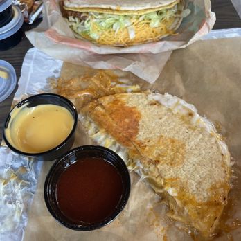 Taco Bell - Shredded Beef Grilled Cheese Dipping Taco and Cheesy Gordita Crunch - Fast Food Near Me - Bothell, Washington Taco Bell - Shredded Beef Grilled Cheese Dipping Taco and Cheesy Gordita Crunch - Fast Food Near Me - Bothell, Washington