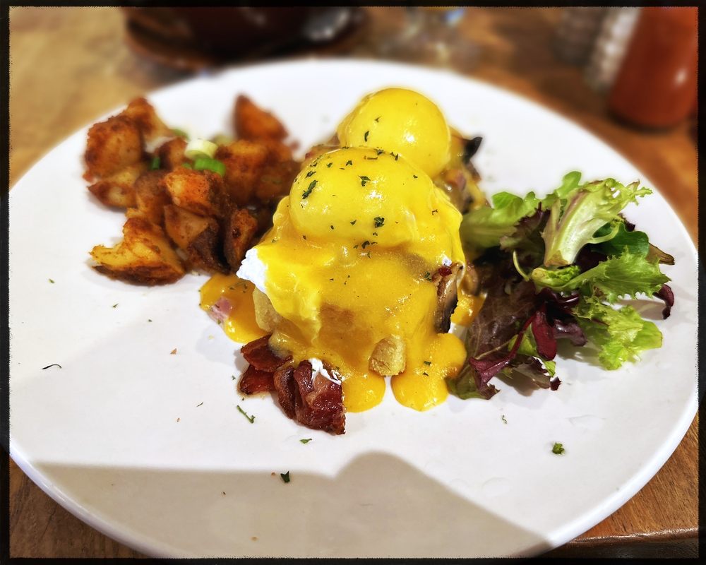 RED UMBRELLA CAFE Updated October 2024 141 Photos & 203 Reviews