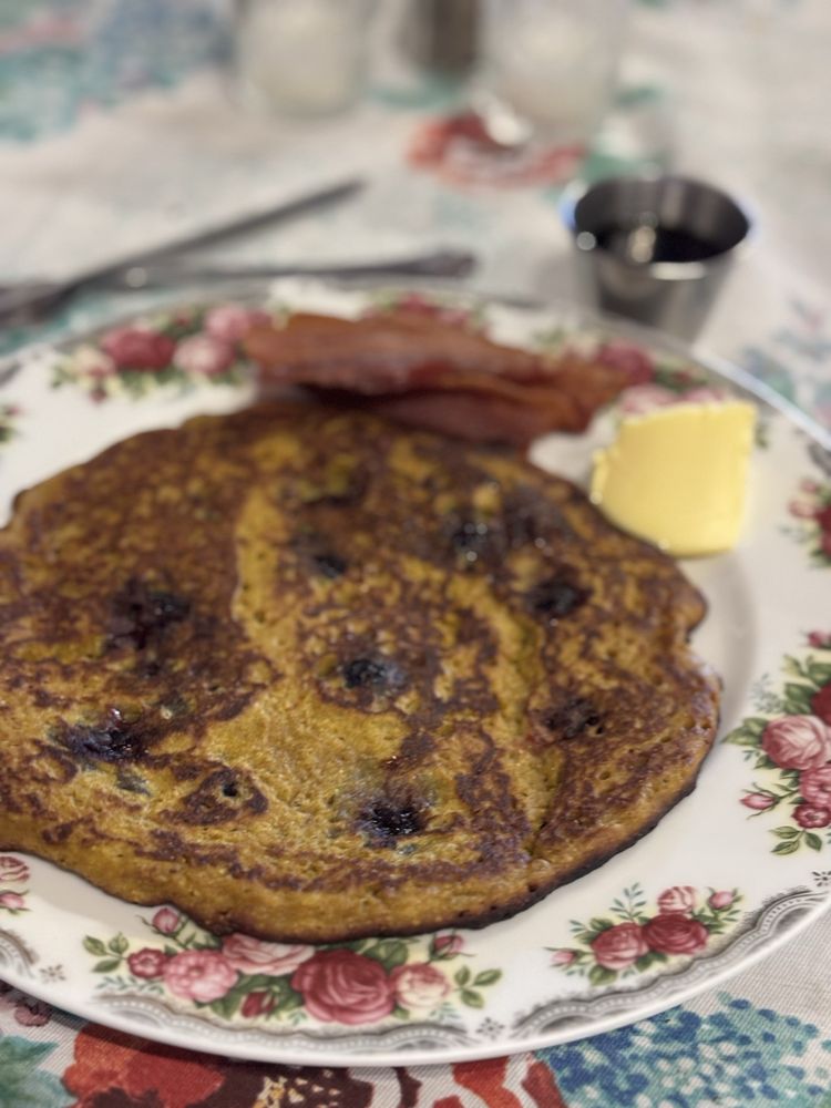 Fresh to Morrow Logo