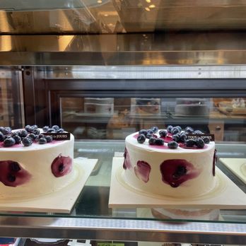 Tous Les Jours - Blueberry cloud cake - Coffee & Tea Near Me - Westminster, Colorado Tous Les Jours - Blueberry cloud cake - Coffee & Tea Near Me - Westminster, Colorado