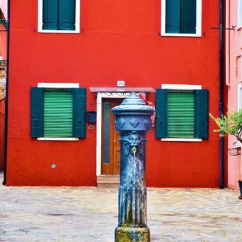 Isola di Burano - these houses 3 - Landmarks & Historical Buildings Near Me - Venezia, VE Isola di Burano - these houses 3 - Landmarks & Historical Buildings Near Me - Venezia, VE