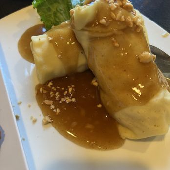 Max's Restaurant - Glendale - Fresh Veggie Ubod Lumpia - Veggies wrapped with a Crepe-like wrapper and Sweet Peanut sauce. - Filipino Near Me - Glendale, California Max's Restaurant - Glendale - Fresh Veggie Ubod Lumpia - Veggies wrapped with a Crepe-like wrapper and Sweet Peanut sauce. - Filipino Near Me - Glendale, California