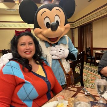 Storytellers Cafe - Always dress up like a princess you'll be treated like royalty in the Disney Kingdom - Breakfast & Brunch Near Me - Anaheim, California Storytellers Cafe - Always dress up like a princess you'll be treated like royalty in the Disney Kingdom - Breakfast & Brunch Near Me - Anaheim, California