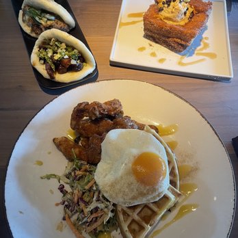 Linger - Bao Bun Trio, Toast, Chicken & Pandan Waffles - Asian Fusion Near Me - Denver, Colorado