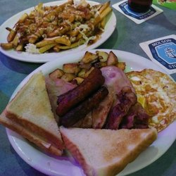 Danny's Pub Scarborough - Combination breakfast and poutine