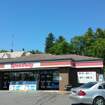 Speedway - a car parked in front of a store - Gas Stations Near Me - Marietta, Ohio Speedway - a car parked in front of a store - Gas Stations Near Me - Marietta, Ohio