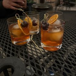 Fill Up Station - Old fashion night