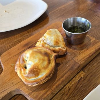 Fuegos del Sur - Empanadas de chorizo y carne - Argentine Near Me - Doral, Florida