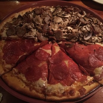 Lanza's Restaurant - The best pizza! Very close to Connecticut flavor! Great crust - Italian Near Me - Kings Beach, California Lanza's Restaurant - The best pizza! Very close to Connecticut flavor! Great crust - Italian Near Me - Kings Beach, California