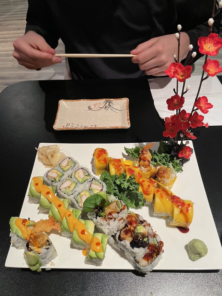 YAKO SUSHI HOUSE 515 Cottage Grove Rd, Madison, Wisconsin Sushi