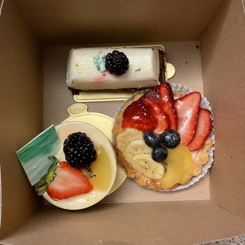 Tiny Pyramid - Cafes Near Me - Honolulu, Hawaii Tiny Pyramid - Cafes Near Me - Honolulu, Hawaii