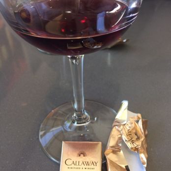 Temecula Valley Wine Country - My favorite pairing, wine and dark chocolate - Wineries Near Me - Temecula, California Temecula Valley Wine Country - My favorite pairing, wine and dark chocolate - Wineries Near Me - Temecula, California