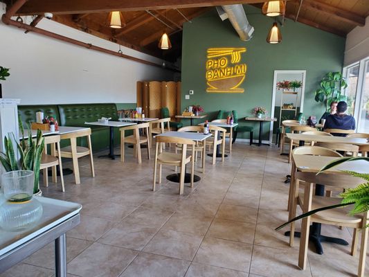 Green Bakery & Cafe by null