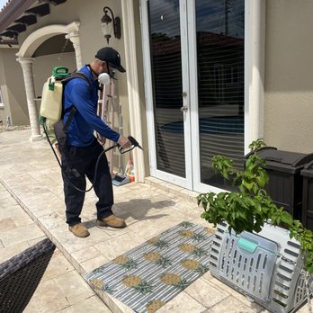 IPest Control - Exterior ant control of a home. - Pest Control Near Me - Doral, Florida