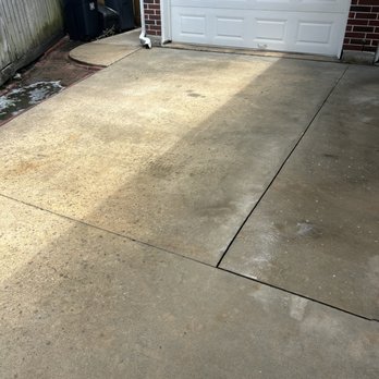 Full Blast Pressure Washing - After pic of the front of garage - Pressure Washers Near Me