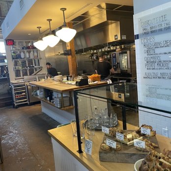 Staplehouse - Indoor kitchen Bread station - New American Near Me - Atlanta, Georgia Staplehouse - Indoor kitchen Bread station - New American Near Me - Atlanta, Georgia