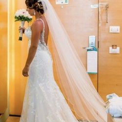 Le Reve Bridal & Tuxedo - Side view of Kitty Couture dress "Chelsea"
