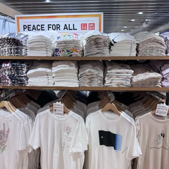 UNIQLO - Women's Clothing Near Me - Santa Monica, California UNIQLO - Women's Clothing Near Me - Santa Monica, California