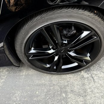 Pit Stop Wheel Repair - Wheel & Rim Repair Near Me - Los Angeles, California