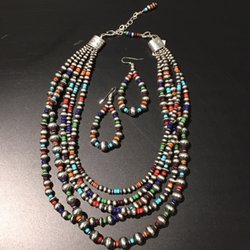 Kokopelli Gallery - Natural stones and shells 5 strand necklace set.By Navajo artis.