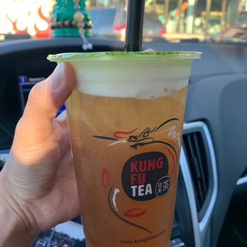 Kung Fu Tea - Peach Oolong TEA - Coffee & Tea Near Me - Chicago, Illinois