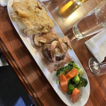 El Camaron Italiano - Filet mignon and prawns with scalloped potatoes and veggies. - Italian Near Me - Antioch, California