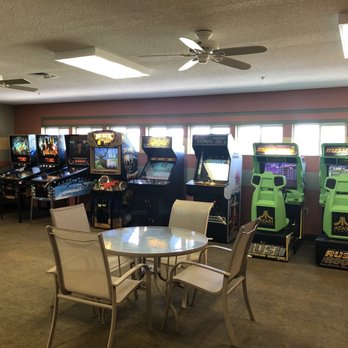 Dunes Waterfront Resort - Game room. - Hotels Near Me - Mears, Michigan