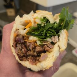Be Banh Mi - Grilled pork