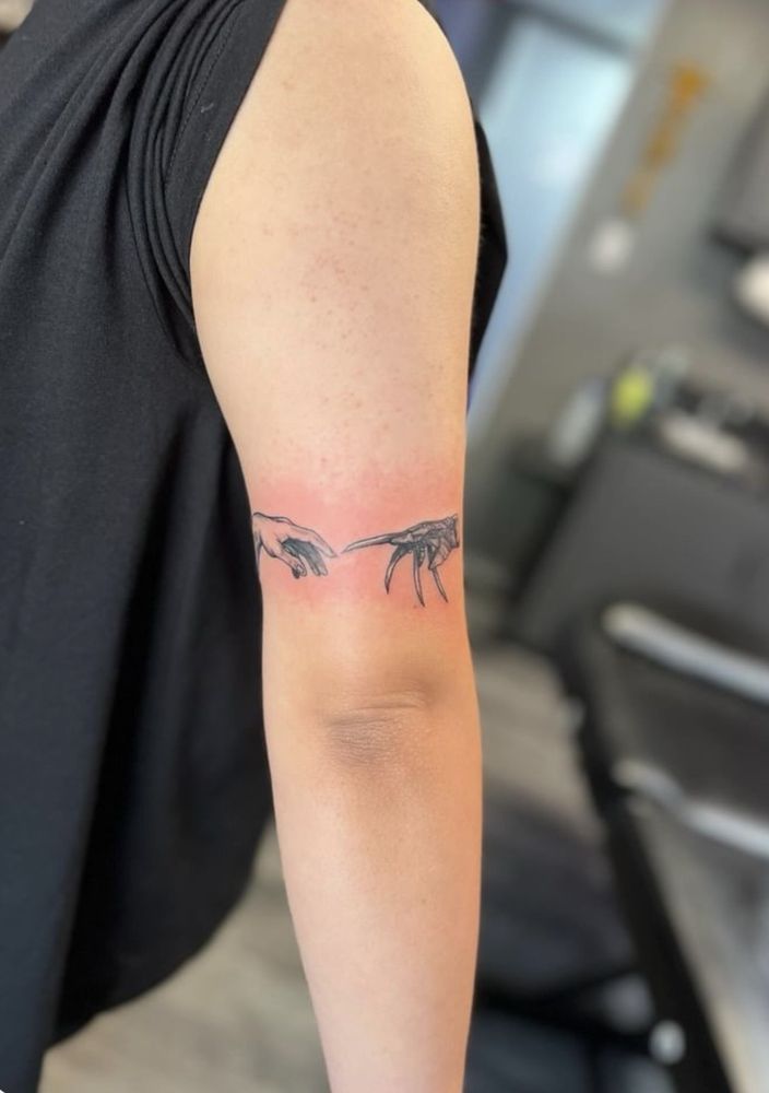 Paradigm Art Collective Logo