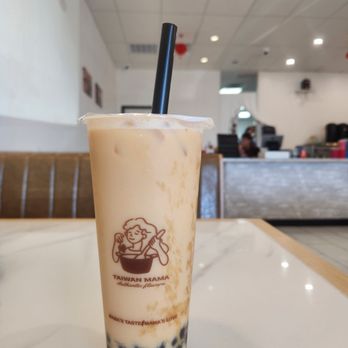 Taiwan Mama - Okinawa milk tea with boba - decent - Taiwanese Near Me - Phoenix, Arizona