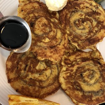 The Frog Pond - Cinnamon roll French toast - Breakfast & Brunch Near Me - St Pete Beach, Florida