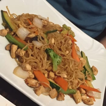 Edohana Sushi - The sad Chicken Yakisoba noodles that are meant only for a child of 5 years or younger - Japanese Near Me - Flower Mound, Texas