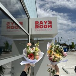 Ray’s Room Floral